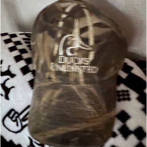 Ducks unlimited adjustable